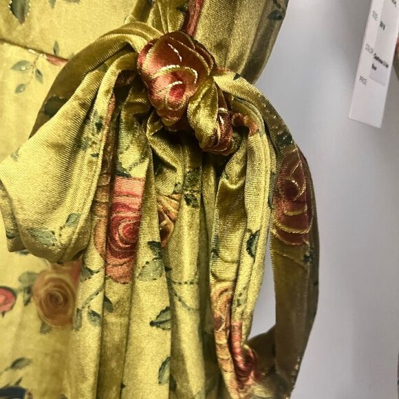 Unique Vintage Chartreuse Red Rose Velvet Wrap Dress - Picture 5 of 12